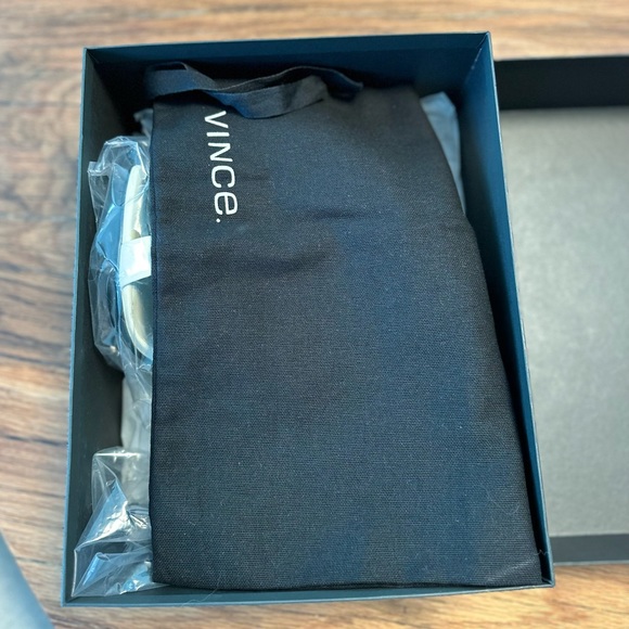 Vince Color Block Heels - Picture 4 of 10